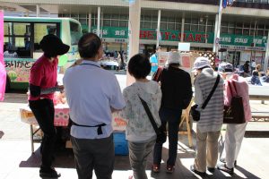 男女共同参画クイズにチャレンジ！ in しんまちふれあい広場2016